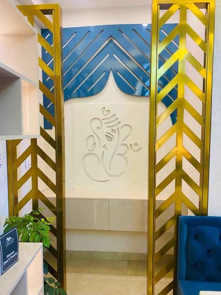 FURNISHED Luxury 3Bhk with Lift