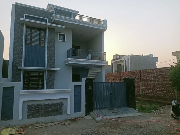 Newly built independent Kothi
